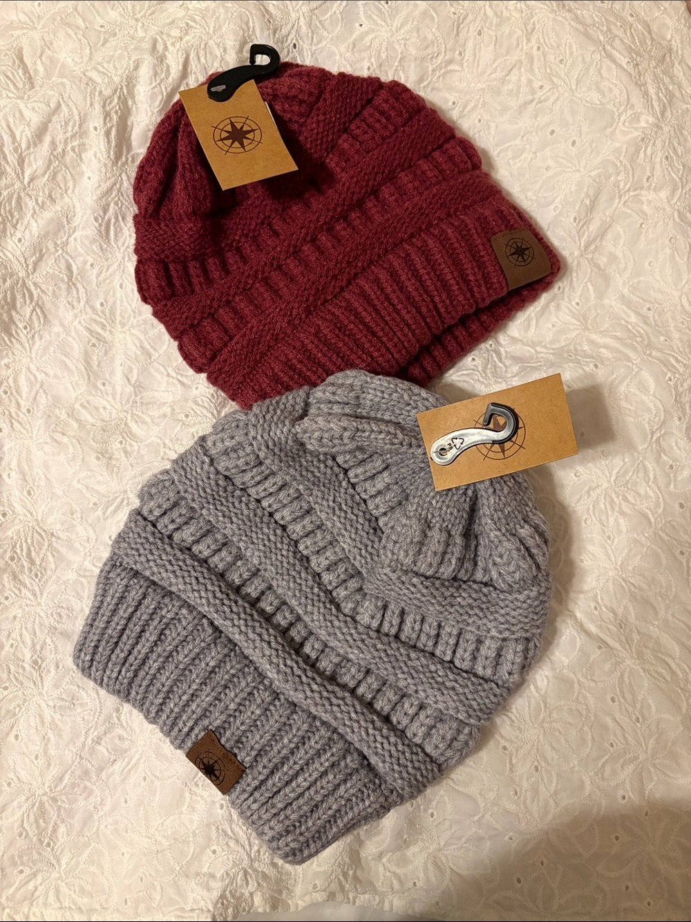 Women’s Knit Beanie - Burgundy and Light Gray